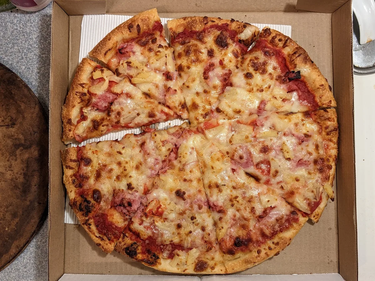 Large Hawaii Pizza