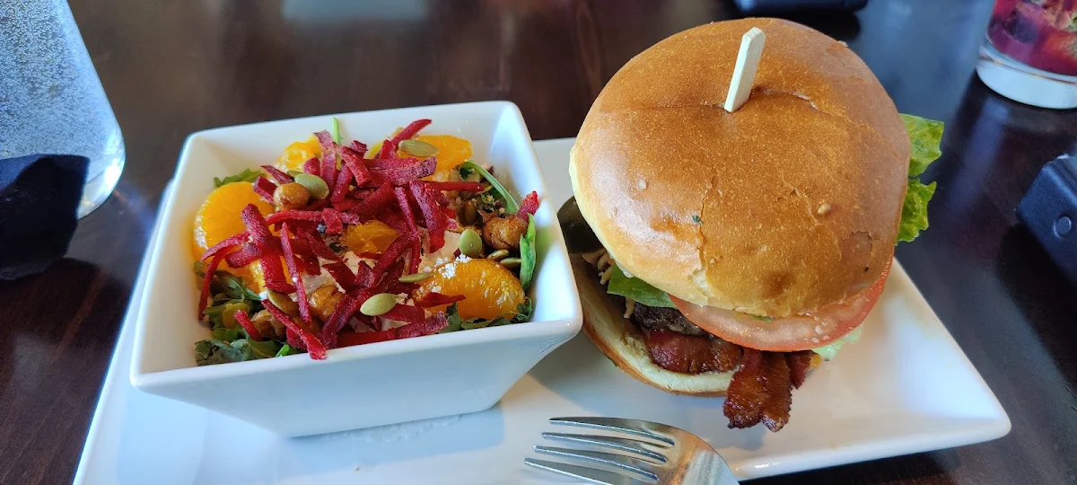 G O a T Burger