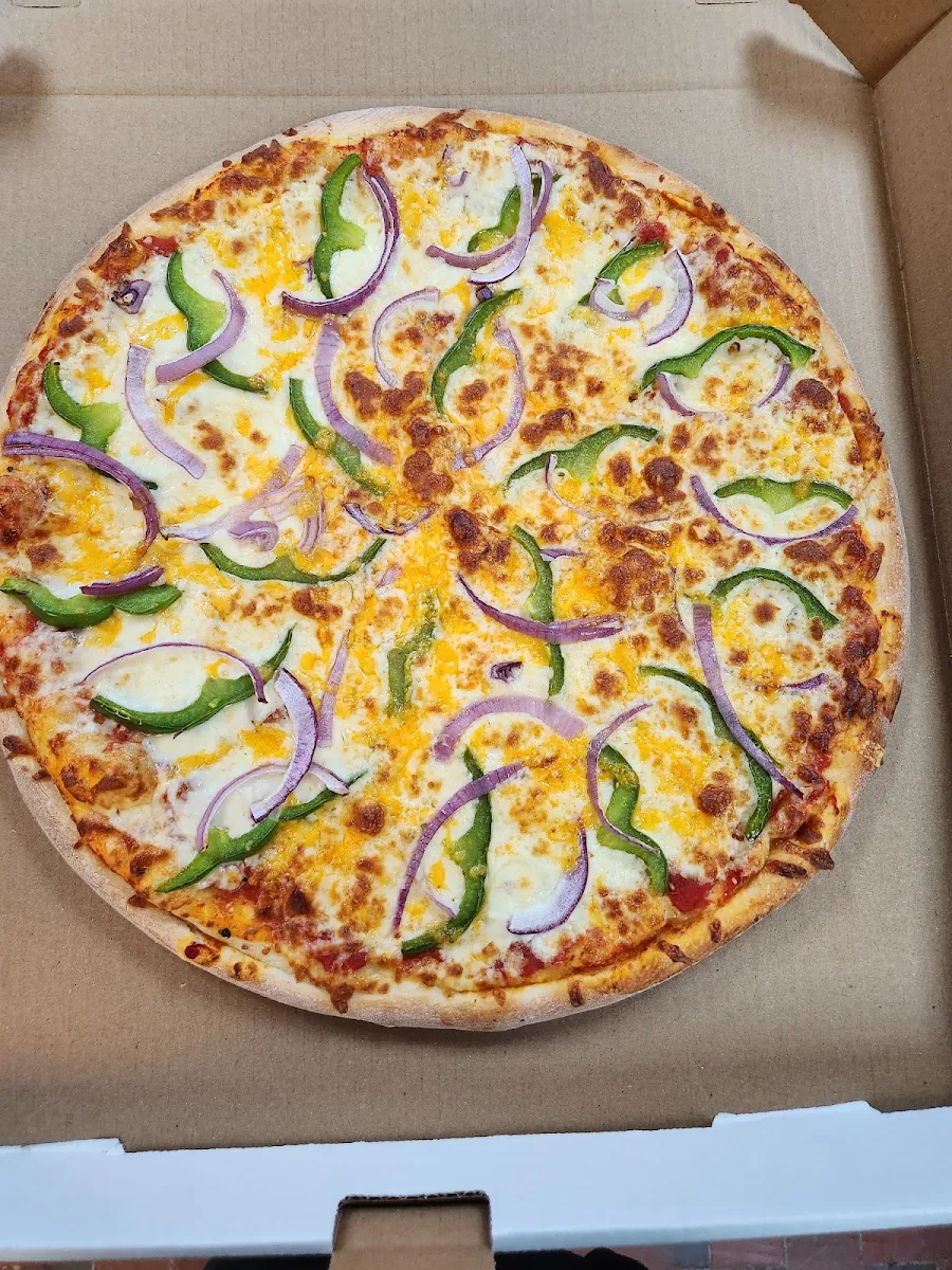 Mushroom-Green Pepper-Red Onion Cheddar