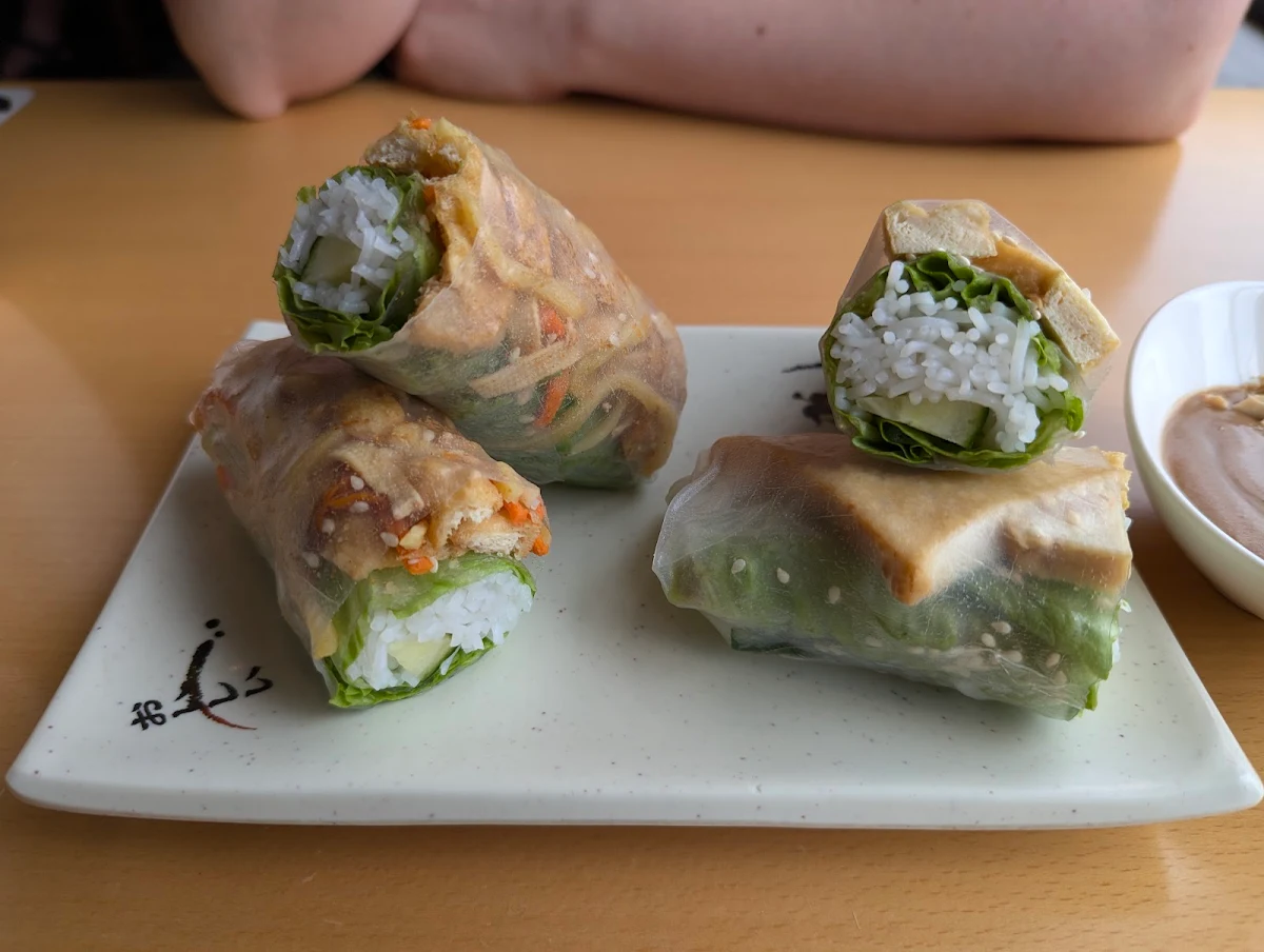V-Cafe House Salad Rolls
