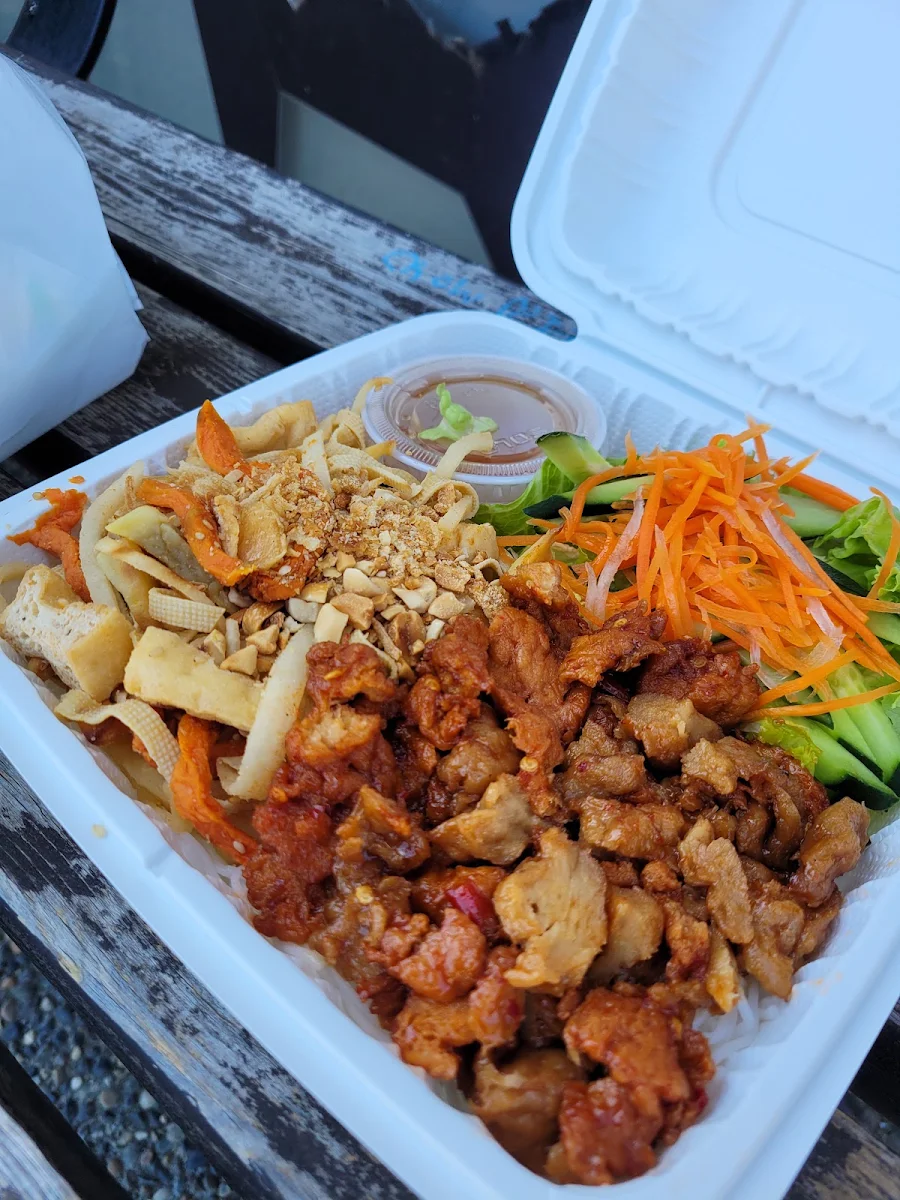 Vermicelli Salad Bowl