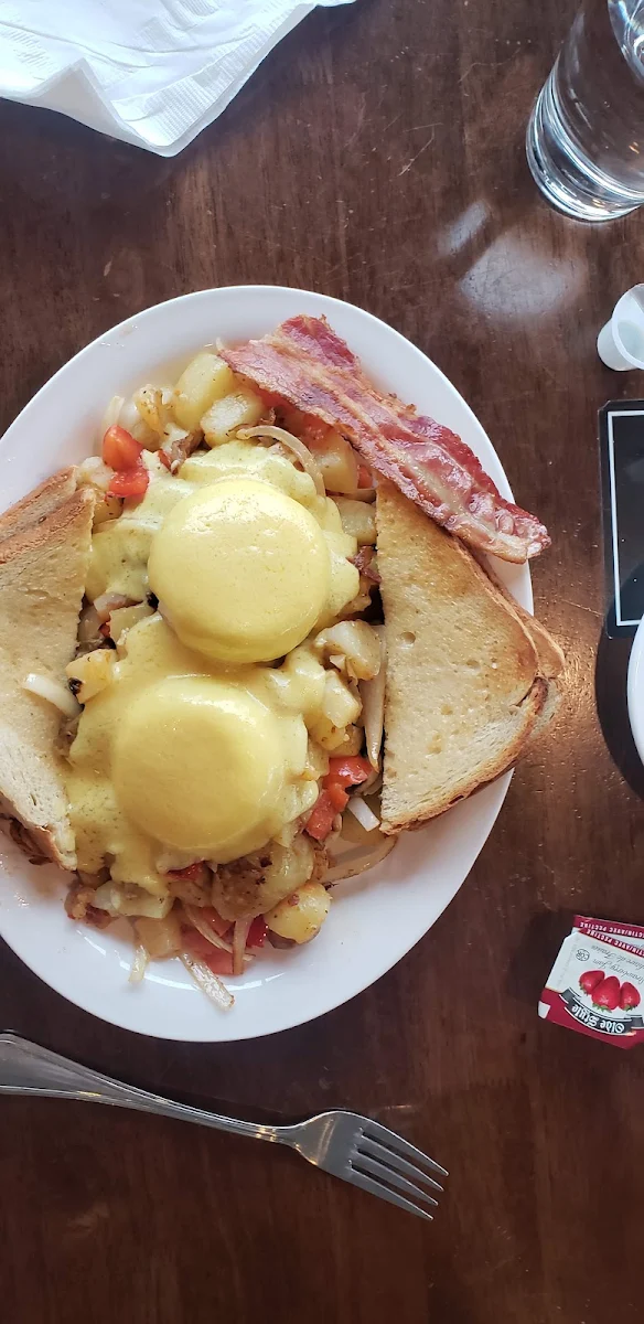 Veggie Hash with a Side of Bacon