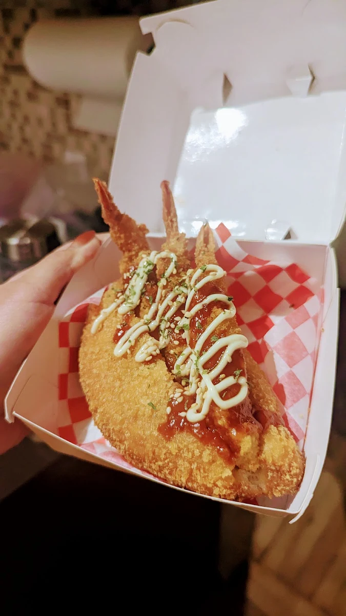 Shrimp Curry Bun