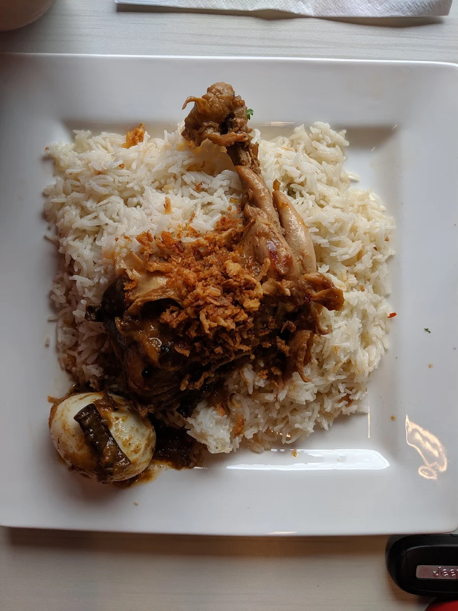 Chicken Biryani with Boiled Egg