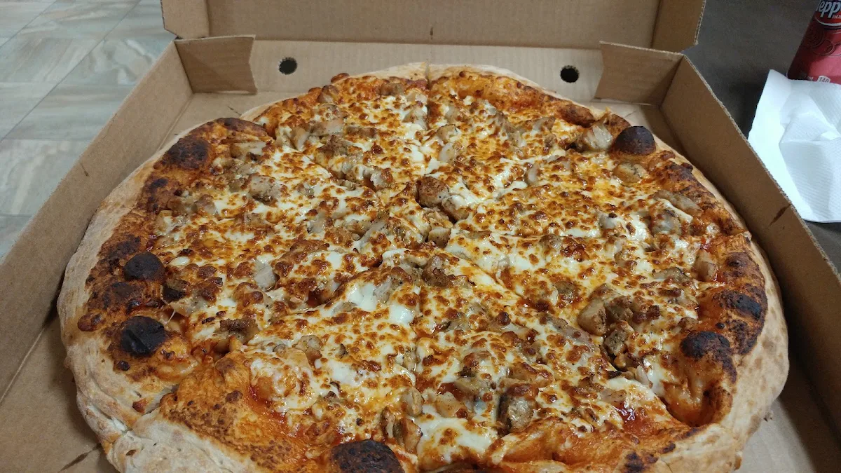 Spicy Chicken Pizza