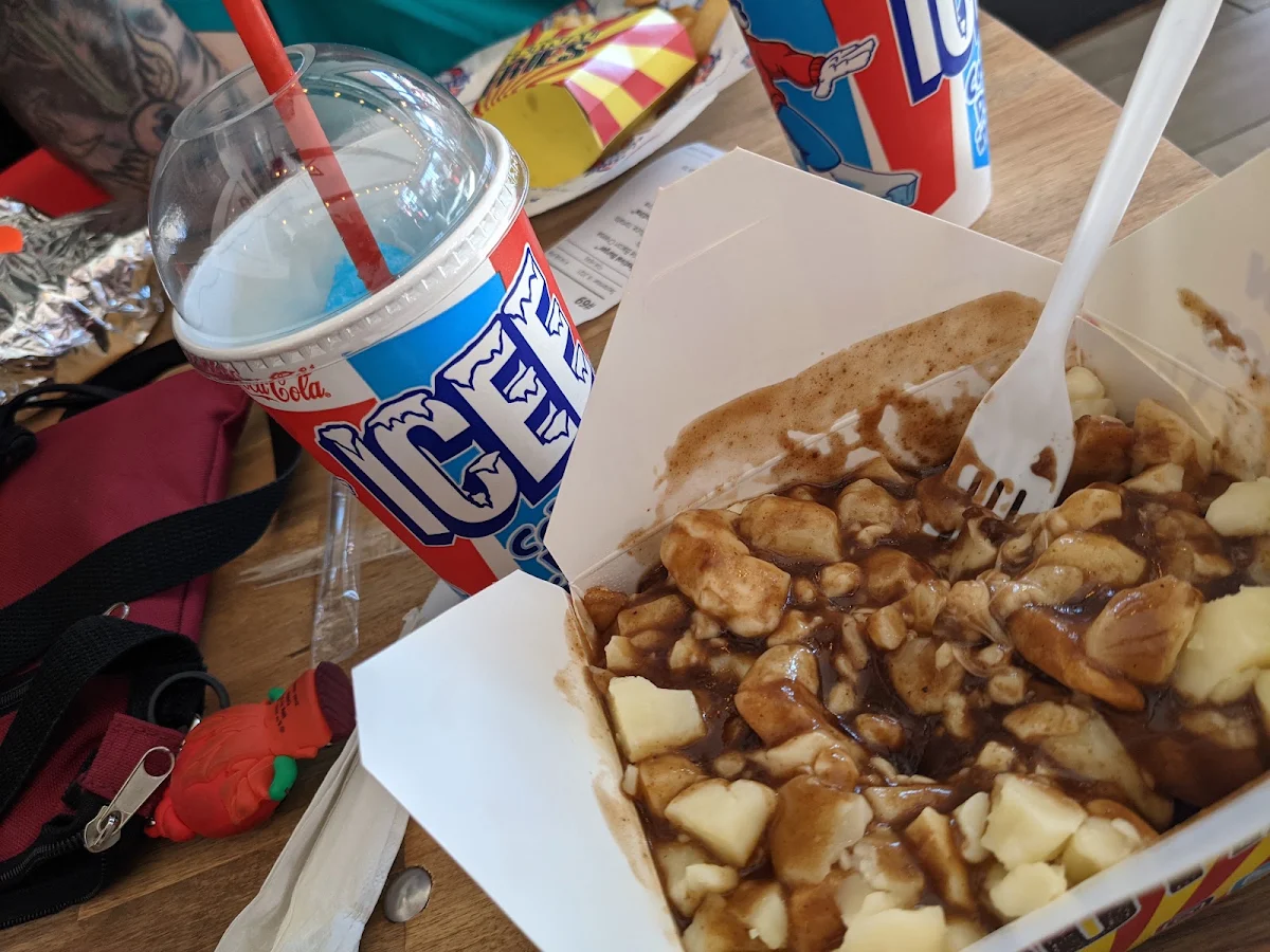 Poutine, Festival Café