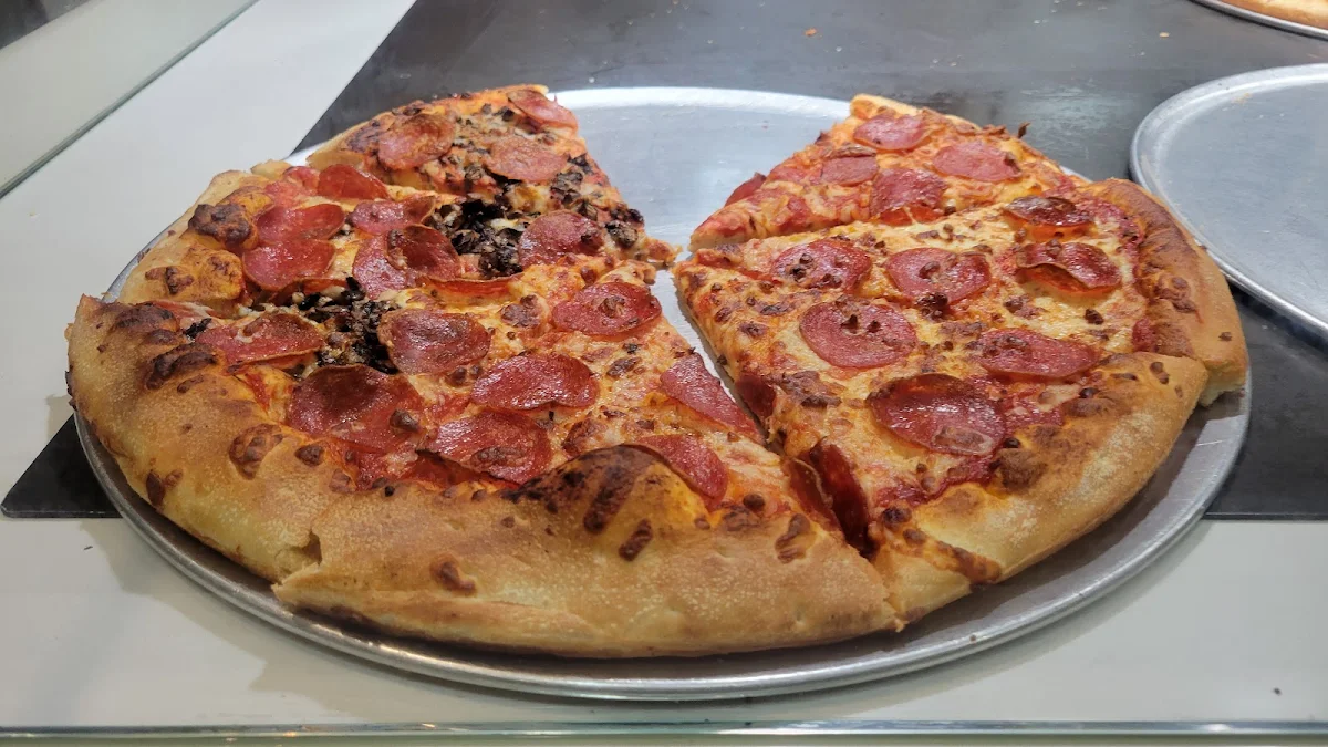 Medium Pizza 3-Toppings