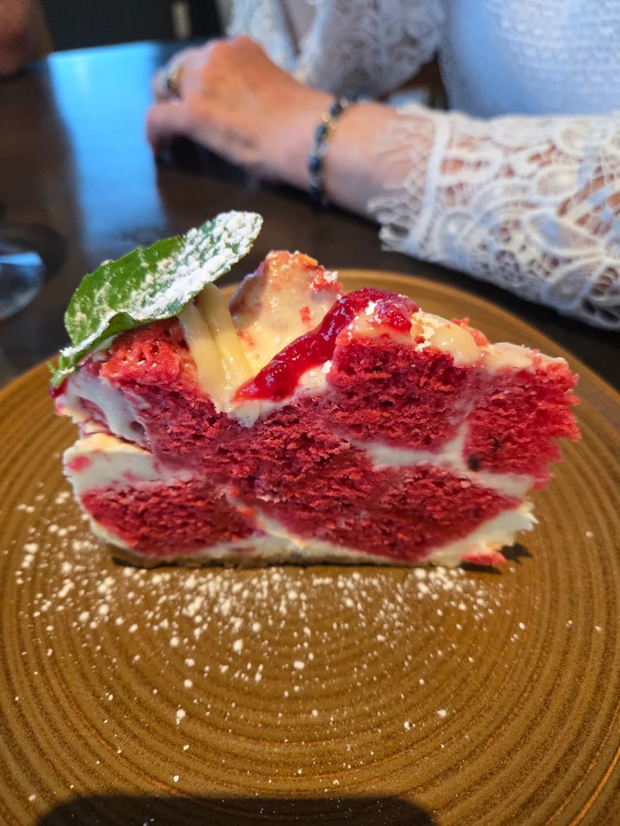 Greek Yogurt Raspberry Cheesecake
