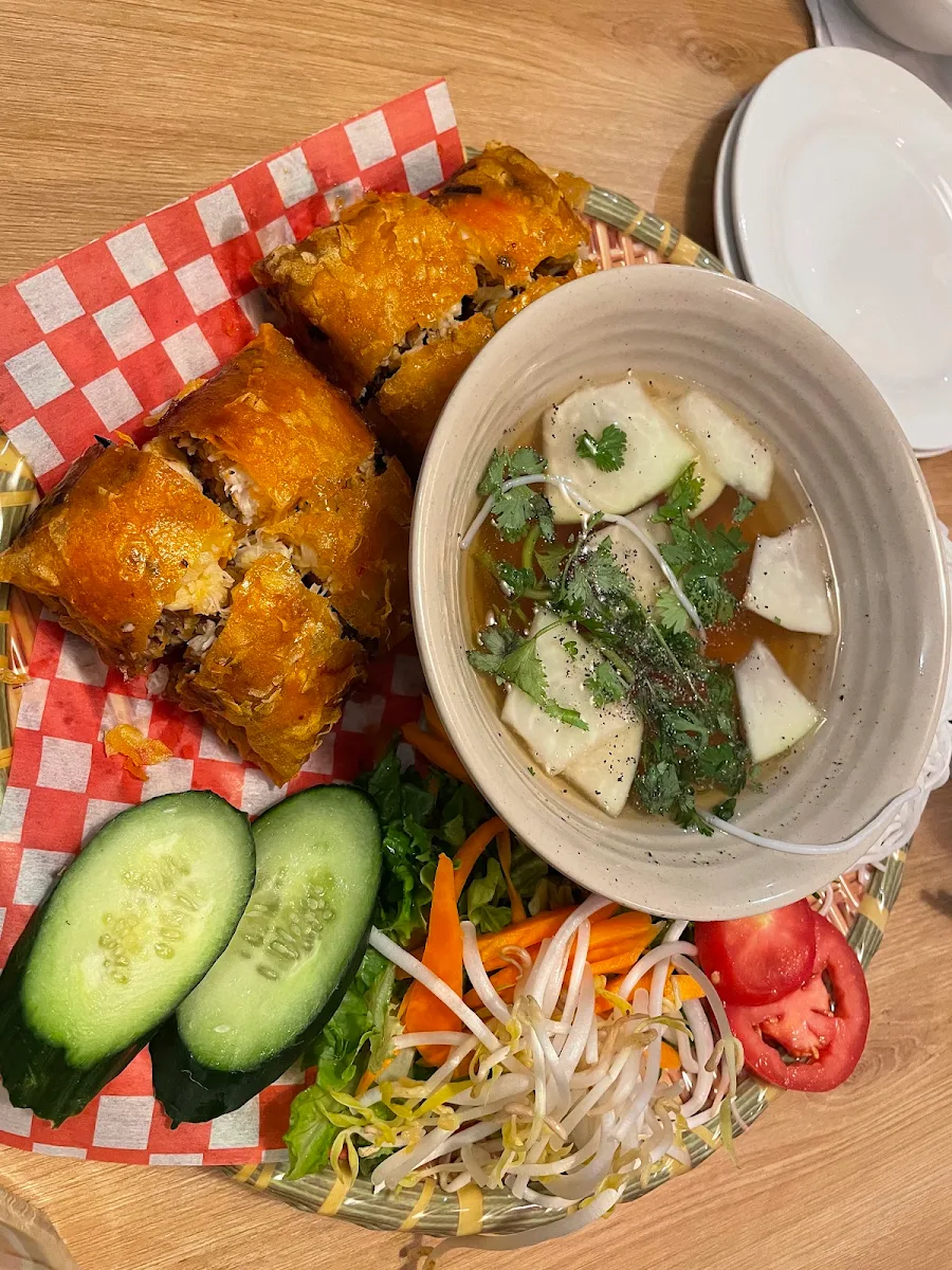 Crab Cake Spring Roll with Vermicelli