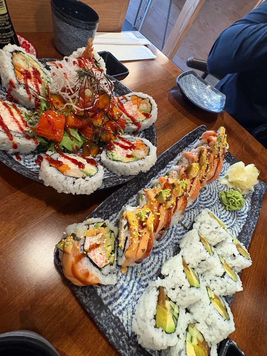 Spicy Sashimi Combo