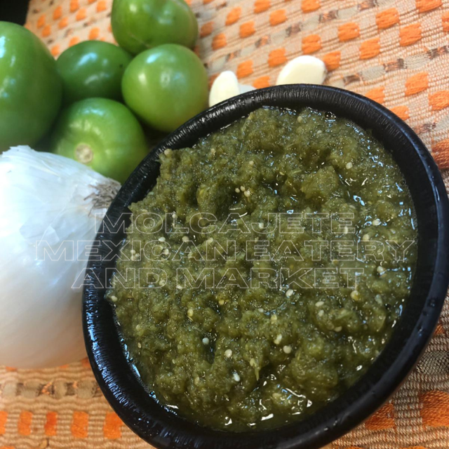 Salsa Verde, Molcajete