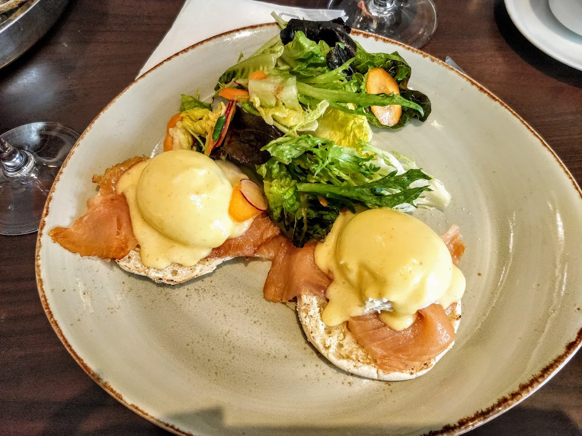 Eggs Benedict with Smoked Salmon