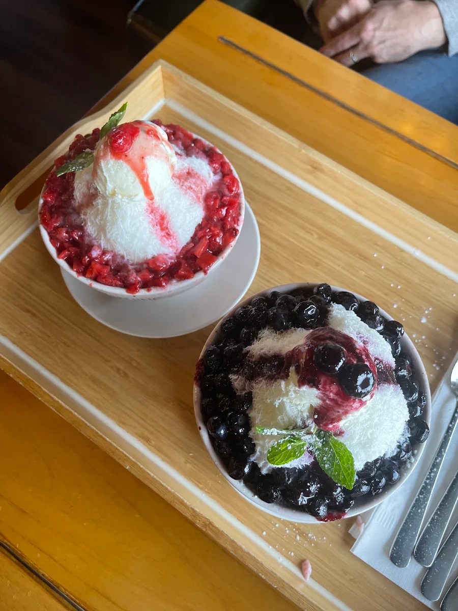 Strawberry & Blueberry Bingsu