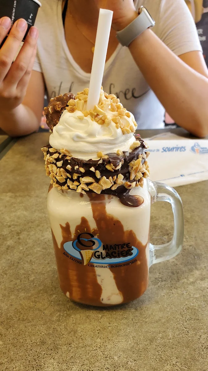 Rocher Shake