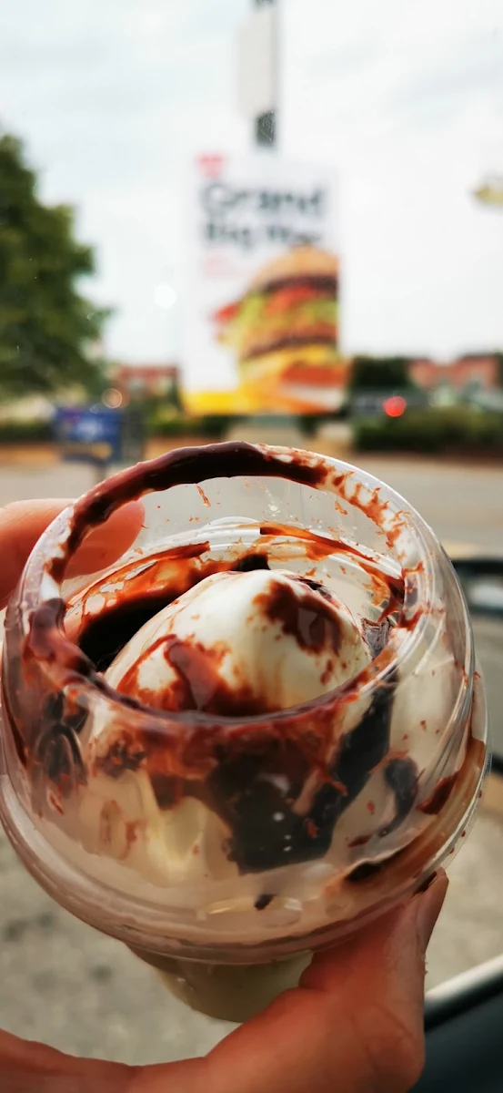 Skor Mcflurry