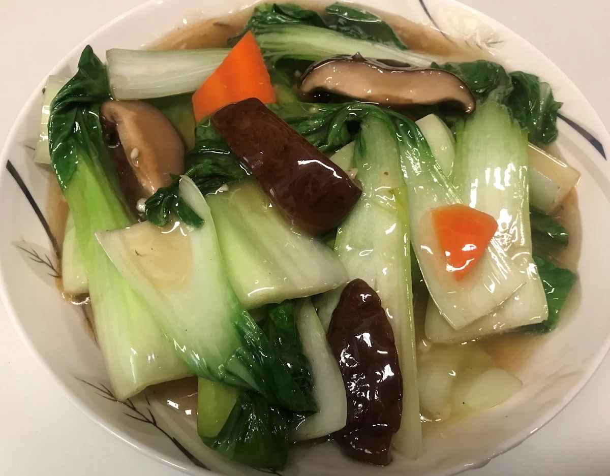 Shanghai Bok Choy with Oriental Black Mushrooms
