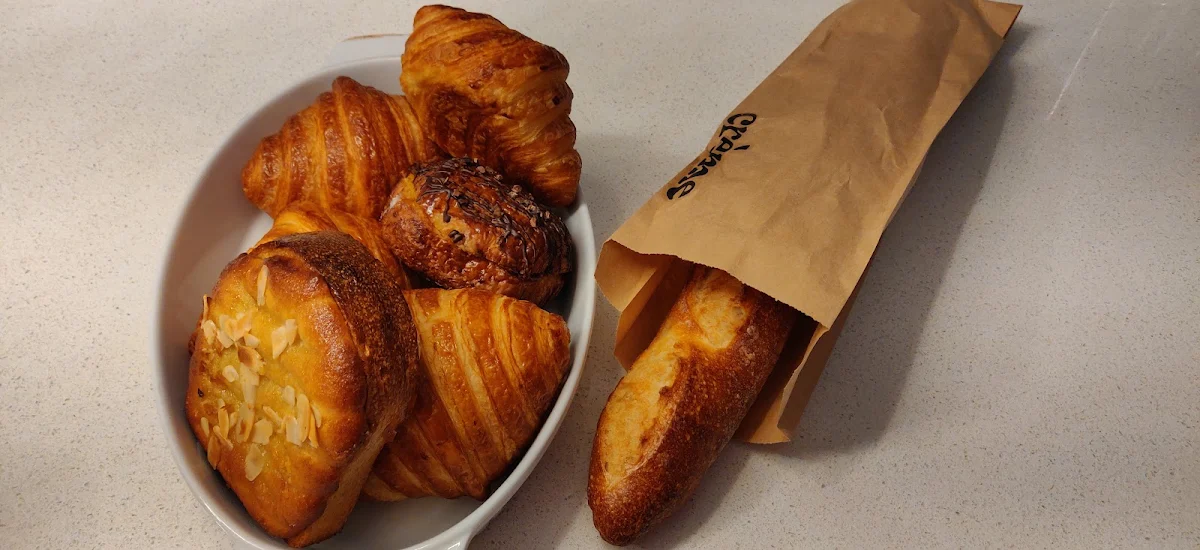 Croissant Baguette Pain Au Chocolat