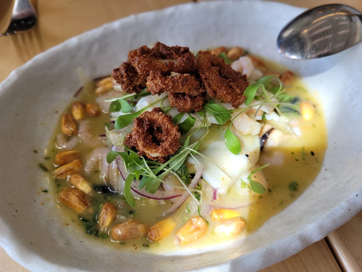 Ceviche Mixto