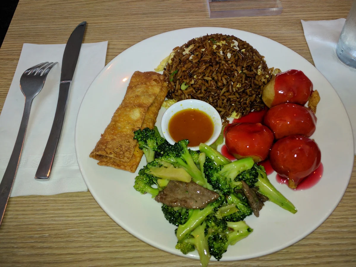 Sweet and Sour Chicken with Beef Broccoli