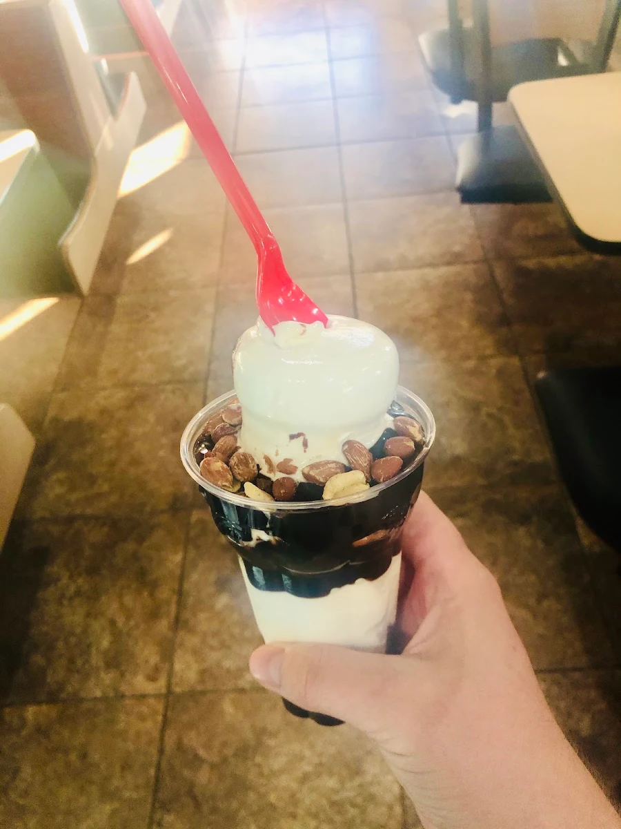 Peanut Buster Parfait