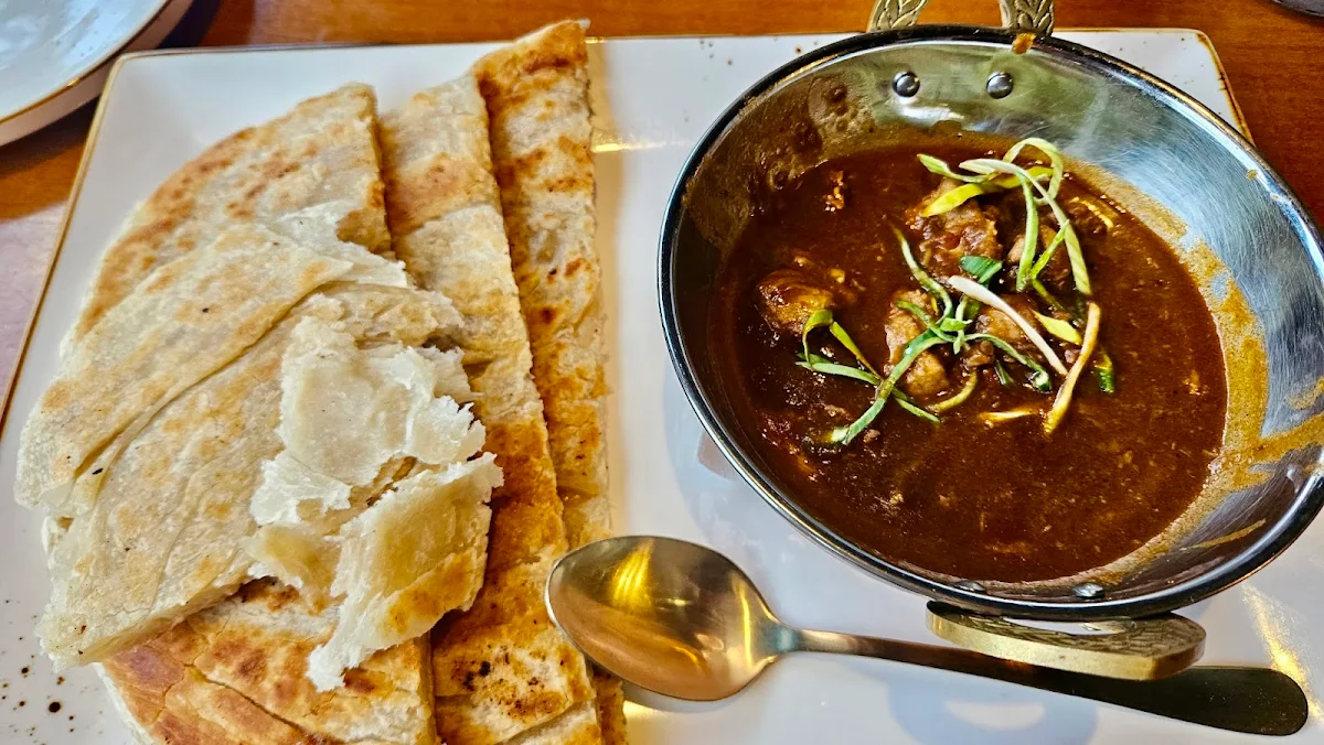 Kedai Goat Curry with Paratha