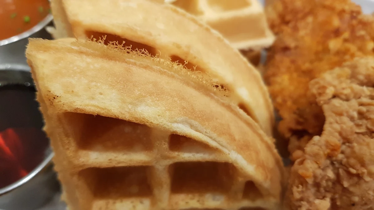 Chicken & Waffle