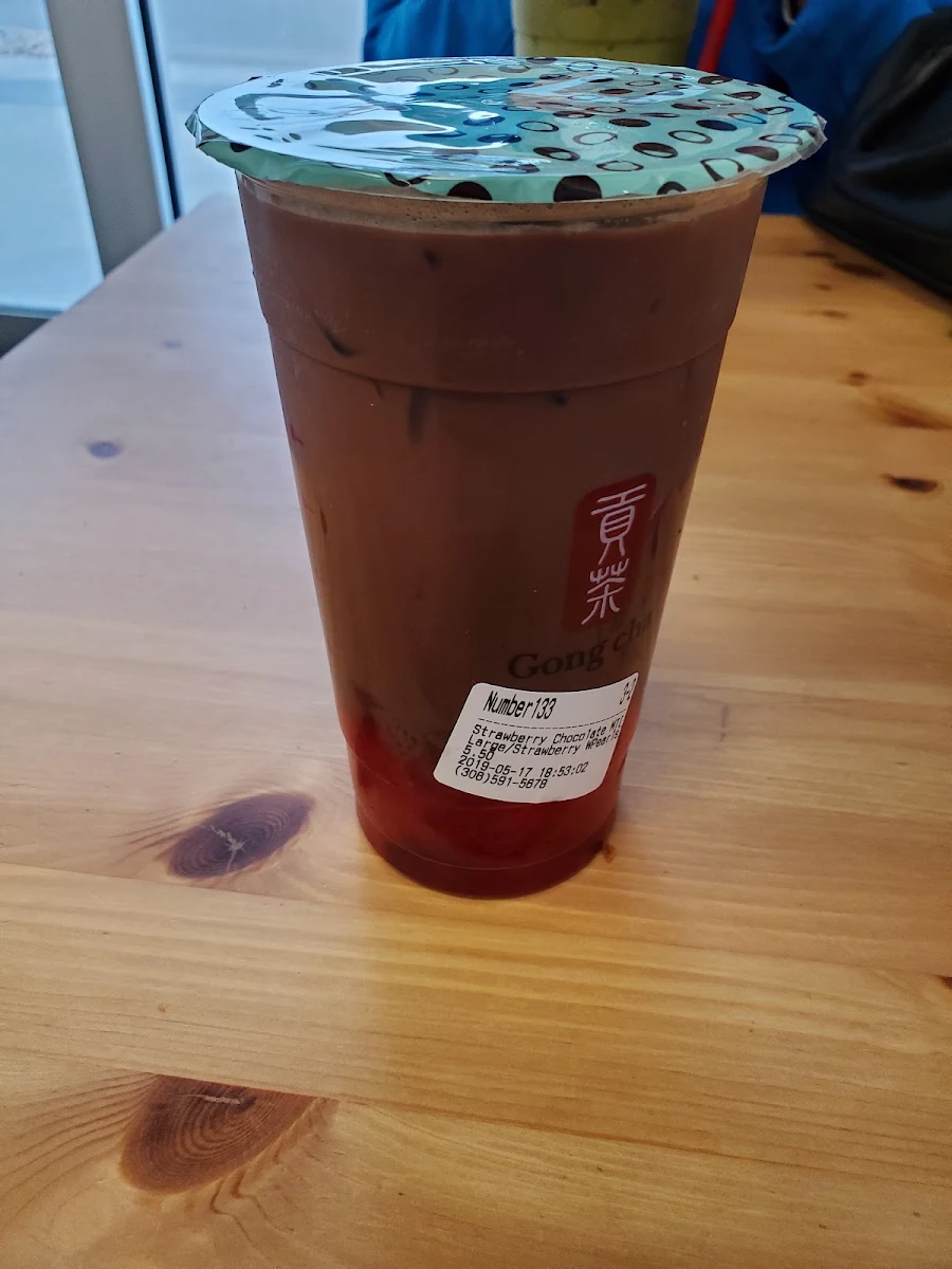 Strawberry Chocolate Milk Tea