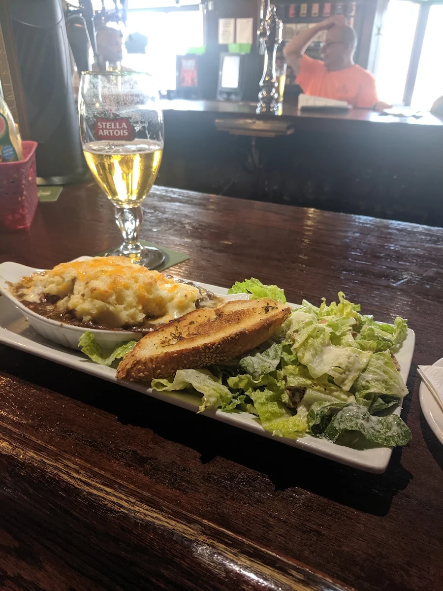 Shepherd's Pie with a Ceasar Salad