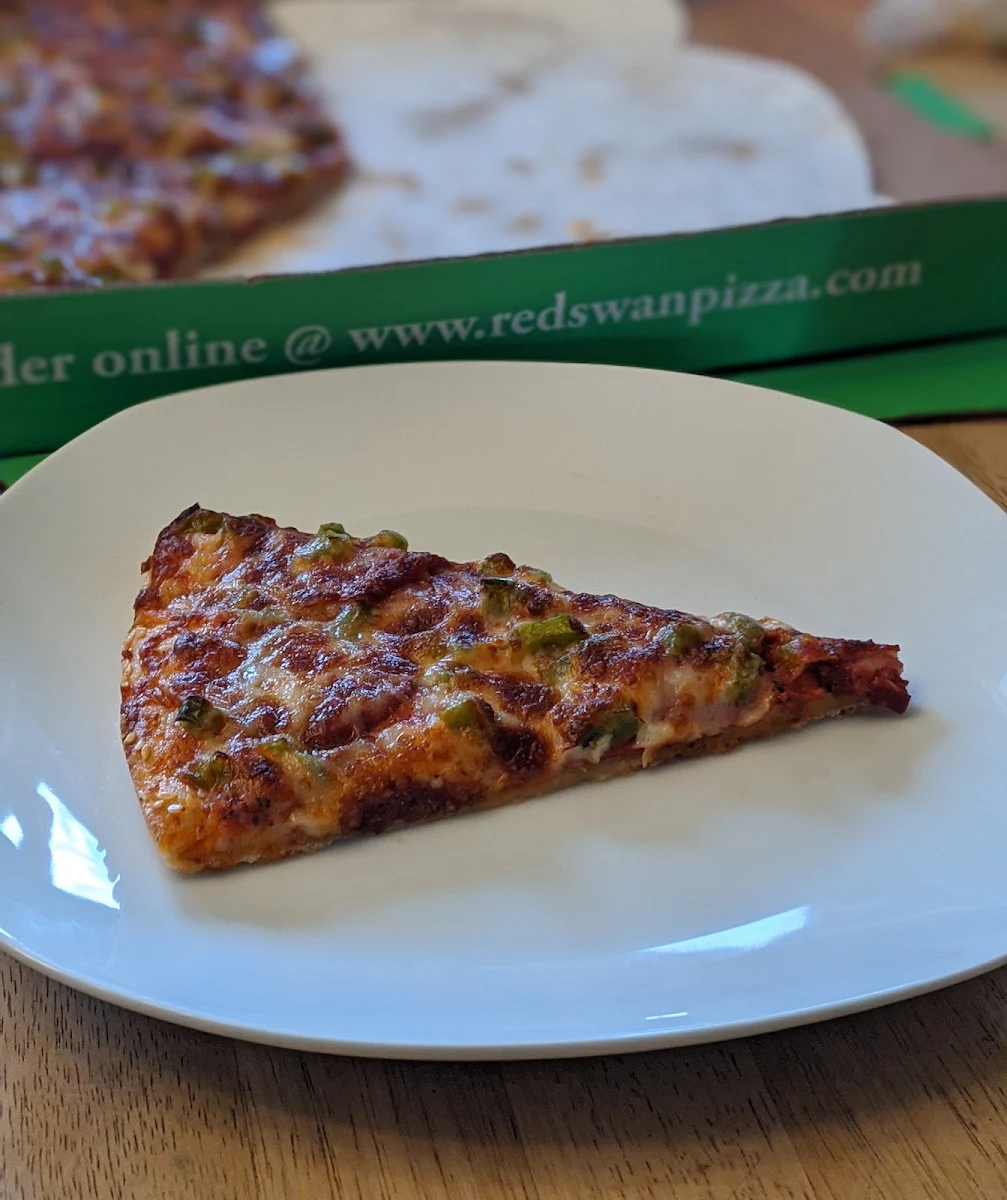 Pepperoni and Green Pepper Pizza