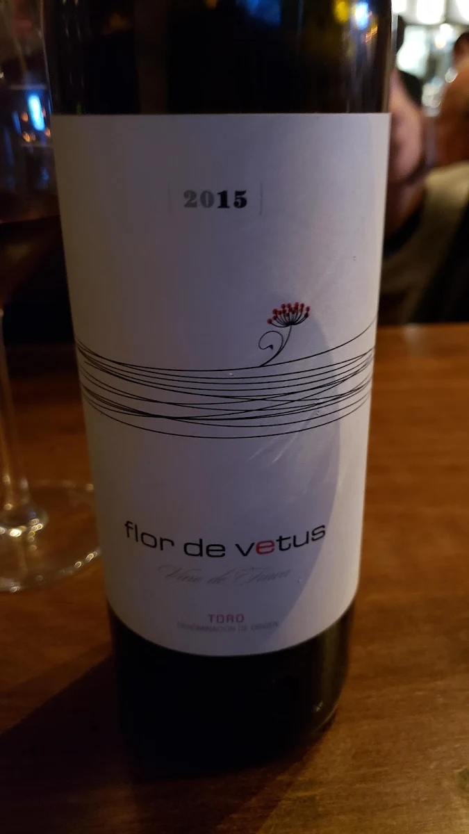 Wine, Restaurant Le Saint Sau Pub Gourmand