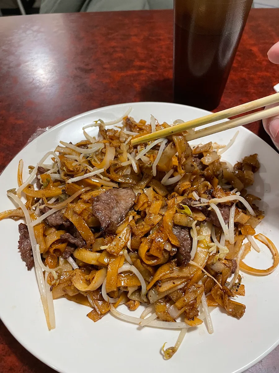 Beef Shrimp Fried Rice Noodle