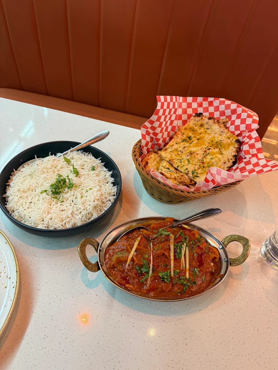 Dhabewala Chicken Curry