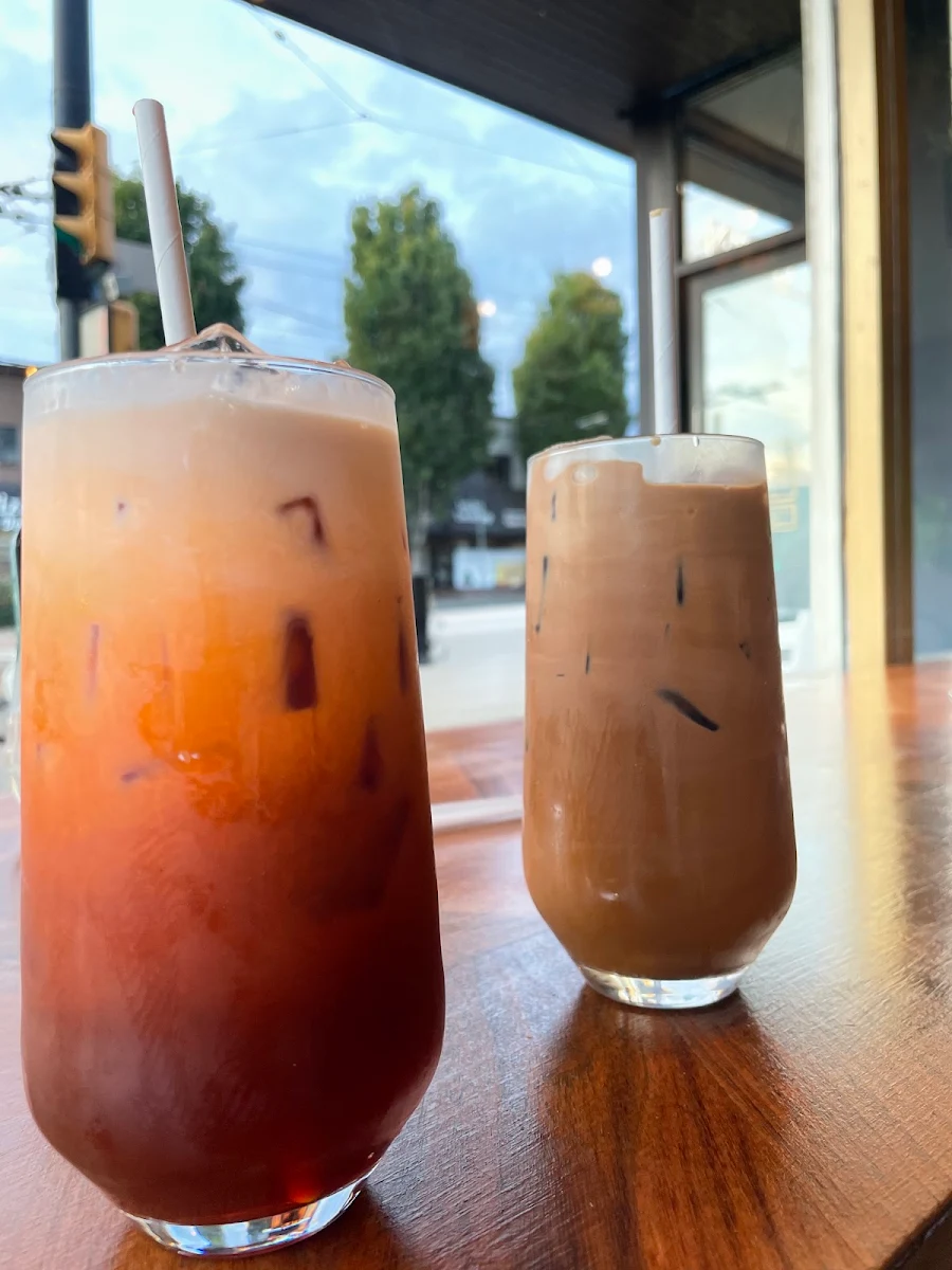 Iced Thai Tea and Coffee