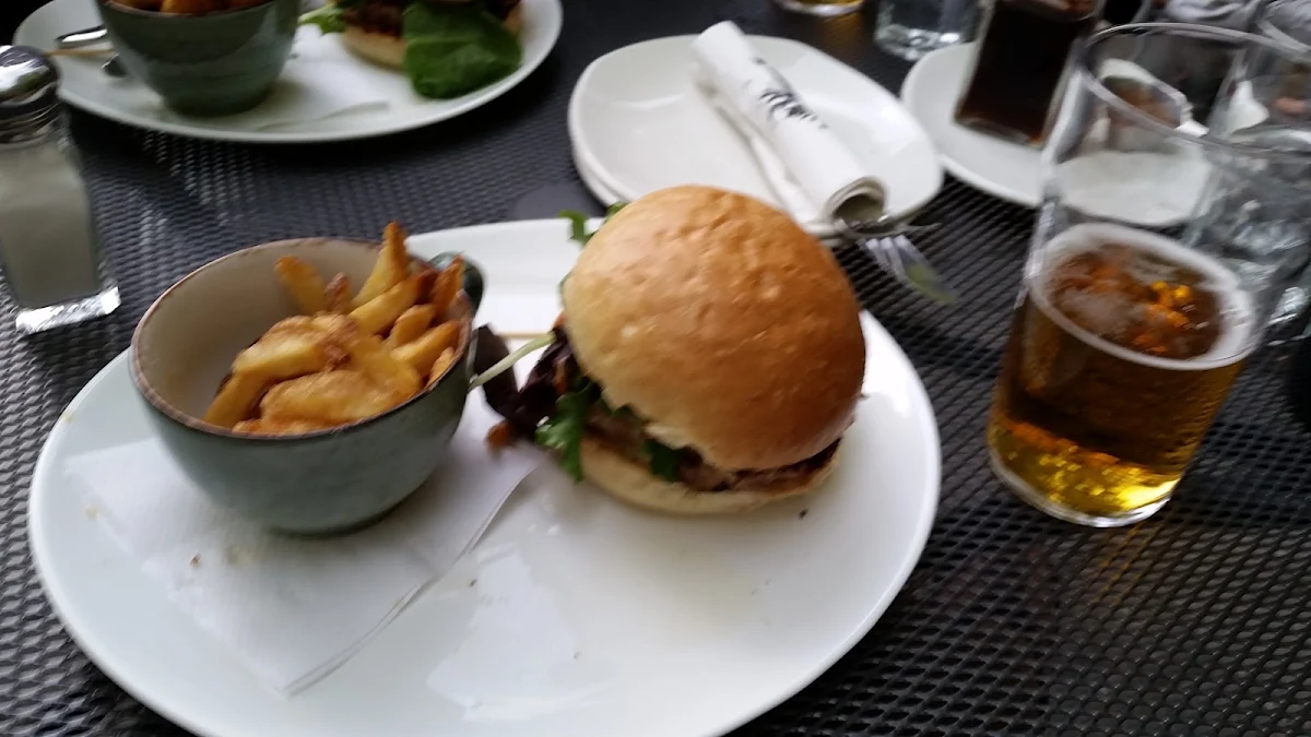 Elk Burger