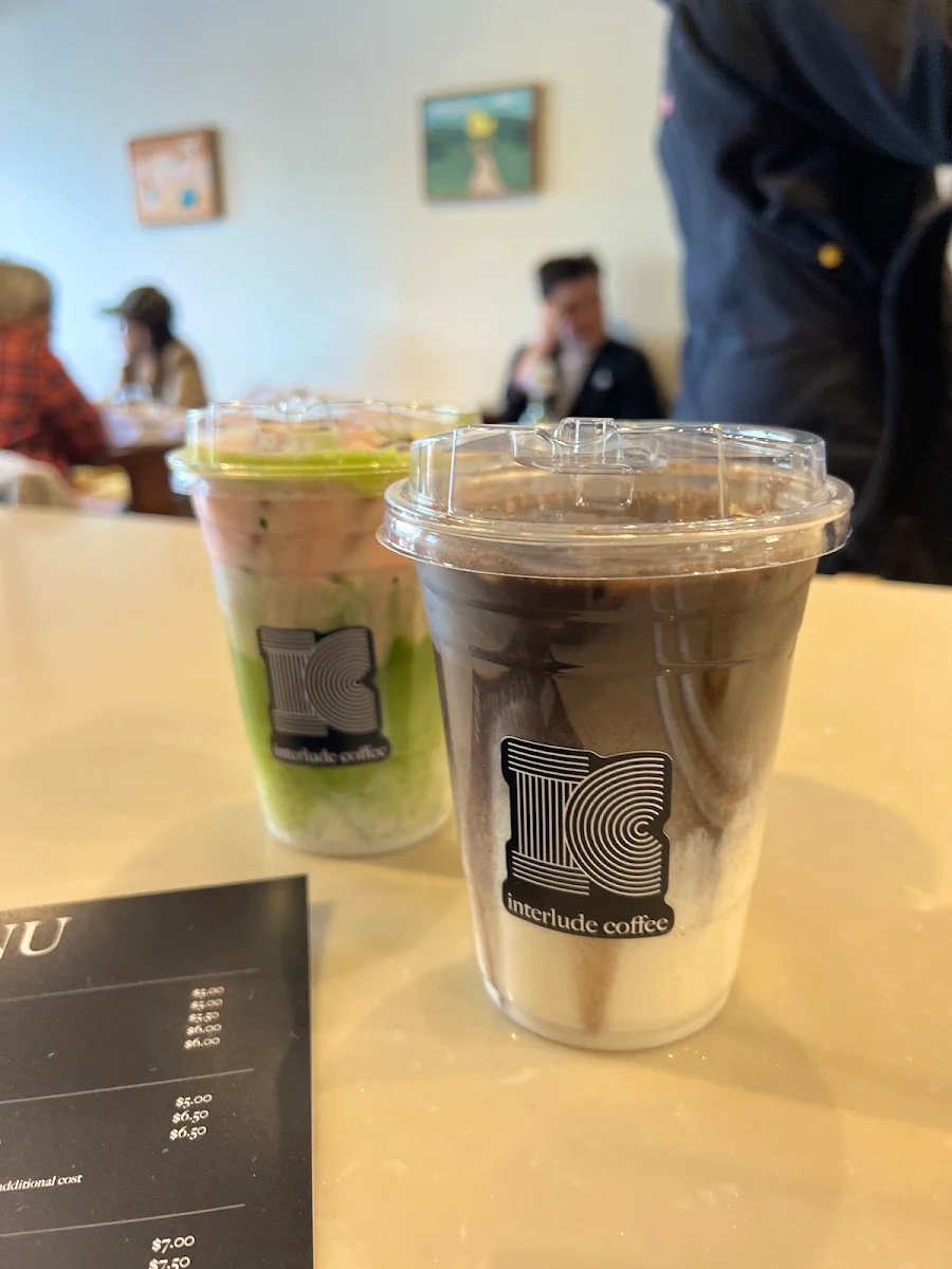 Iced Hojicha Latte