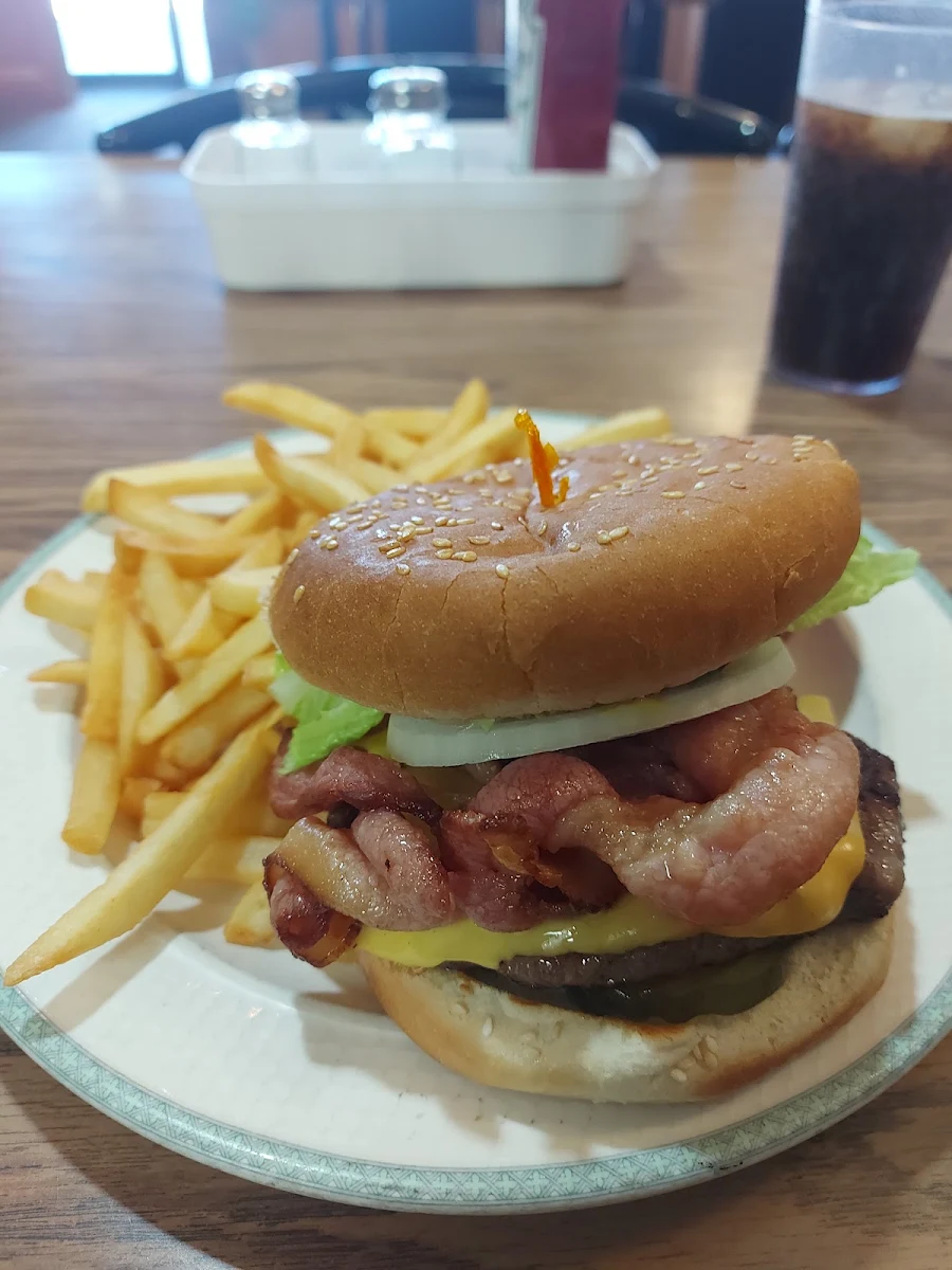 Bacon Cheeseburger with Fries and Gravy