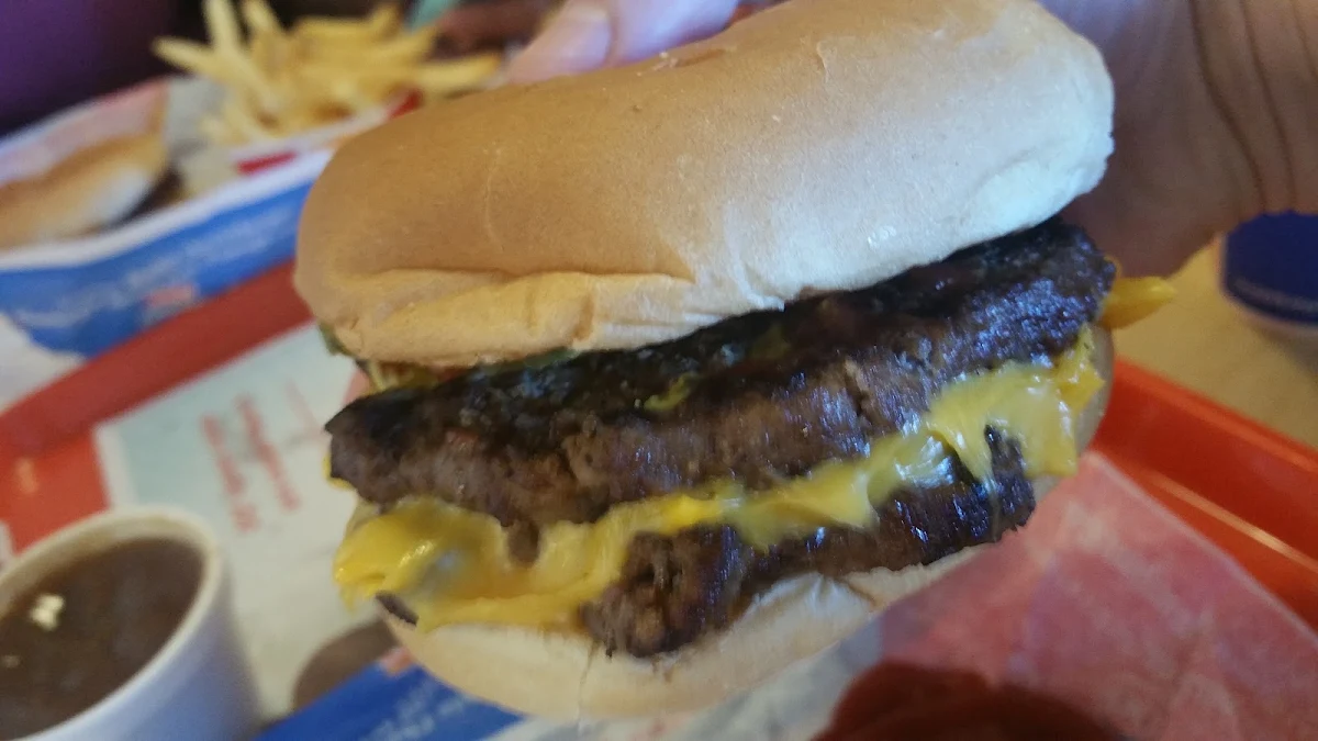 Double Cheeseburger