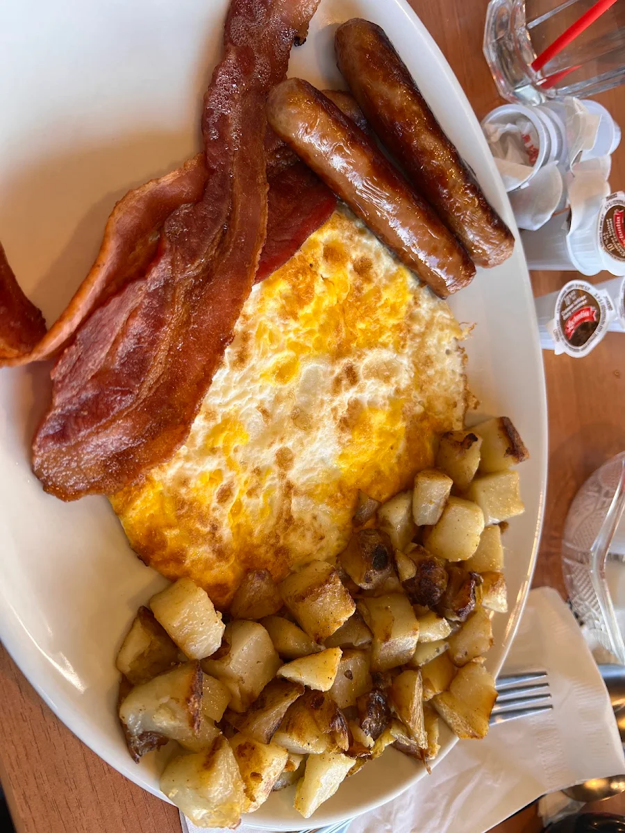 Breakfast Omelette Bacon Sausage Hashbrowns