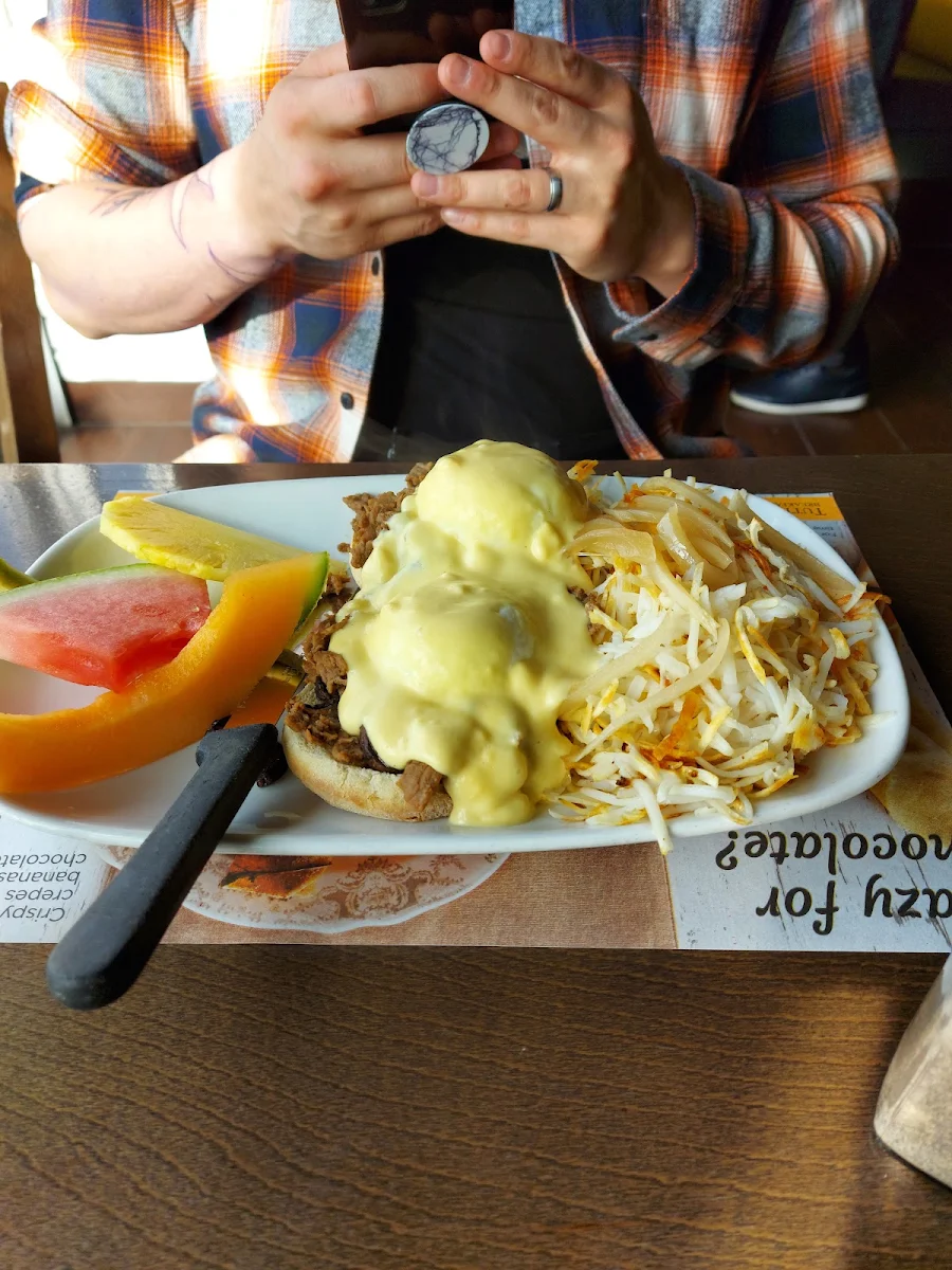 Mushrooms Eggs Benedict