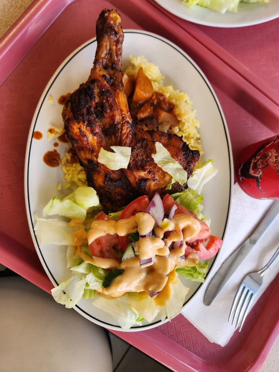 BBQ Chicken, Tom's