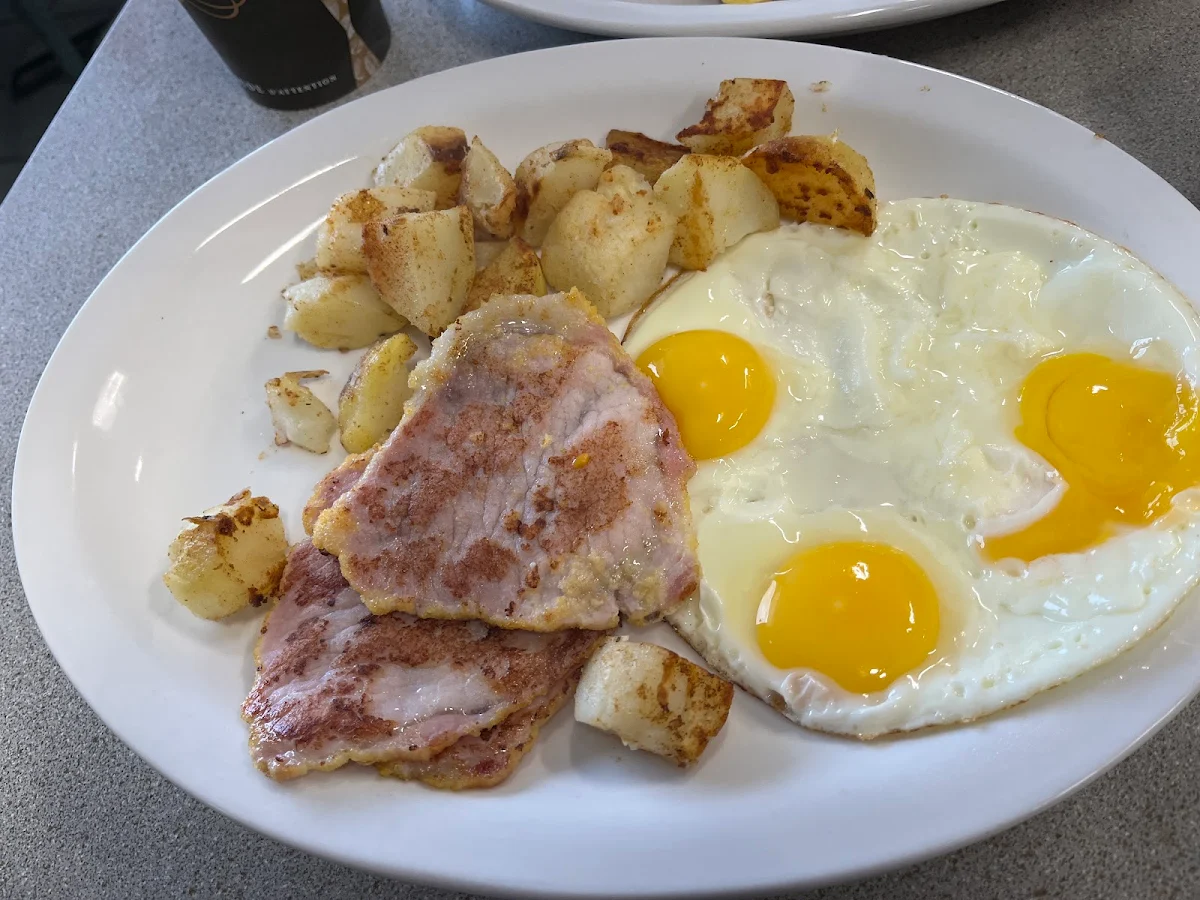 Highlights, Tom's