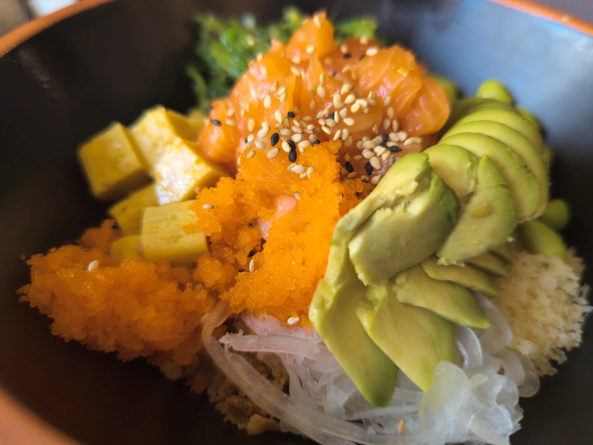 Salmon Bowl Sake Don