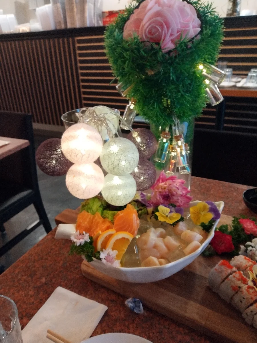 Sushi Deluxe