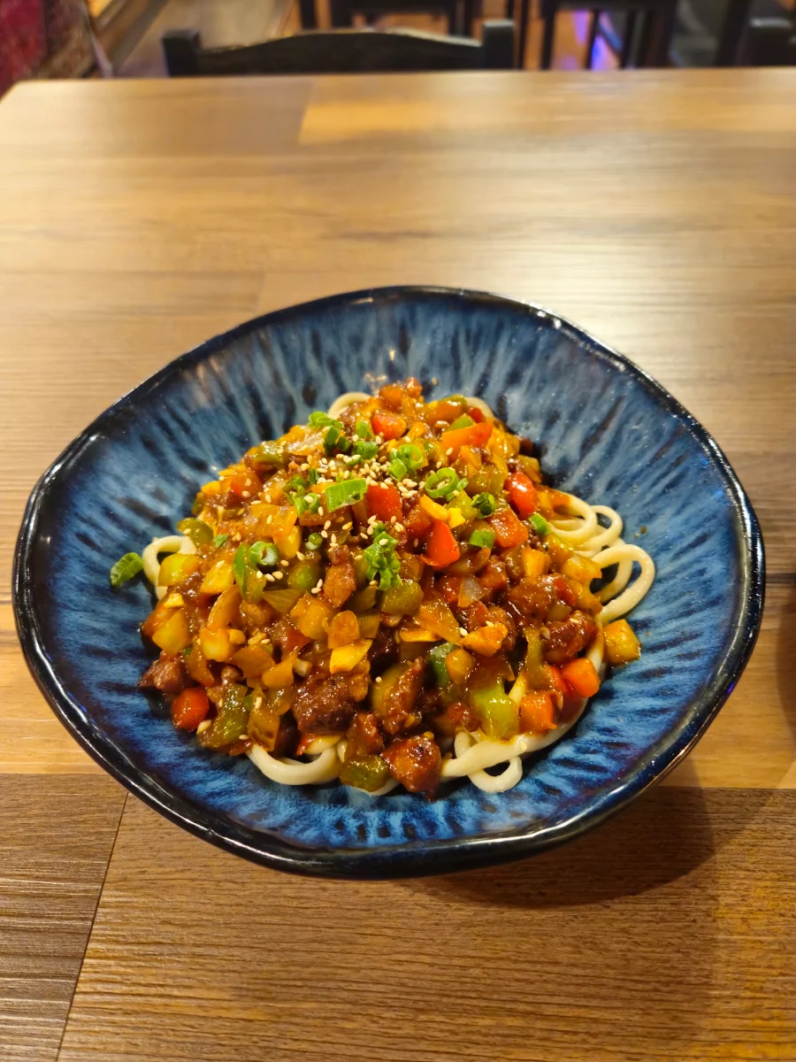 Beef Stir-Fired Rice Noodle