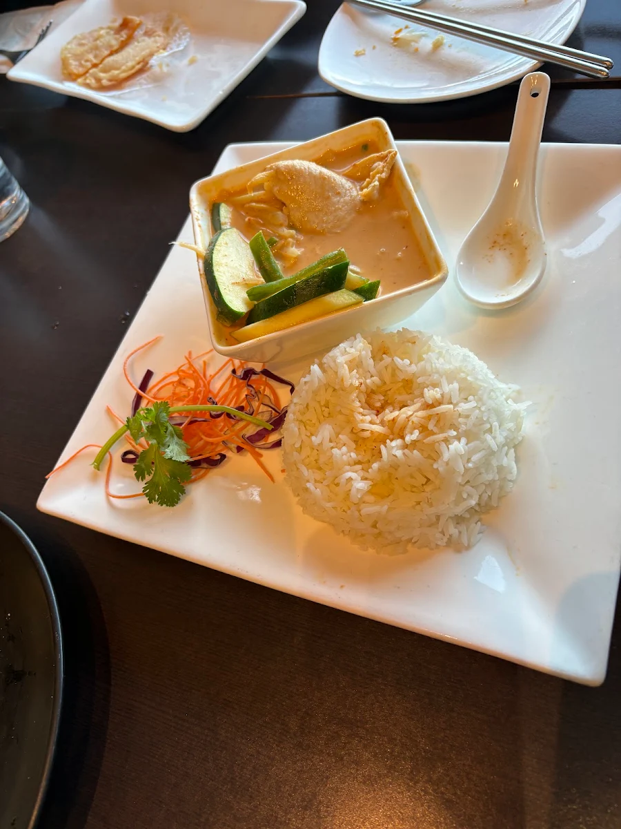 Red Curry Chicken
