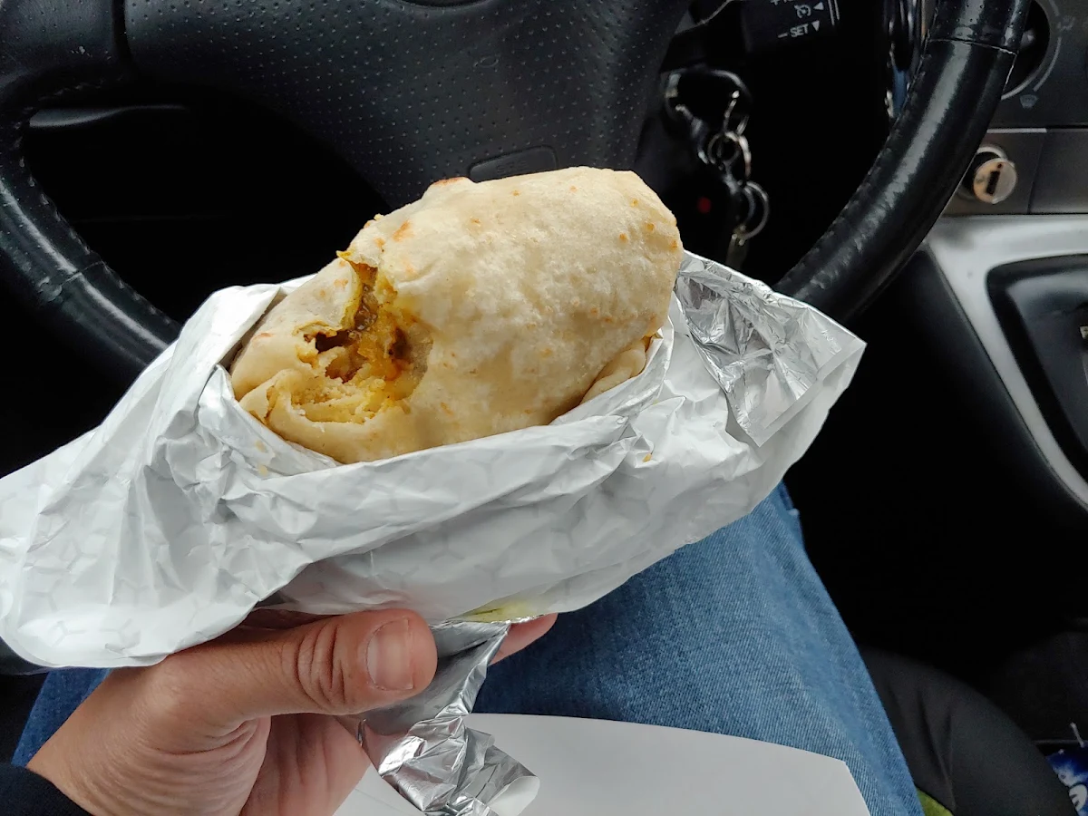 Curry Goat Roti with Peoplmmm