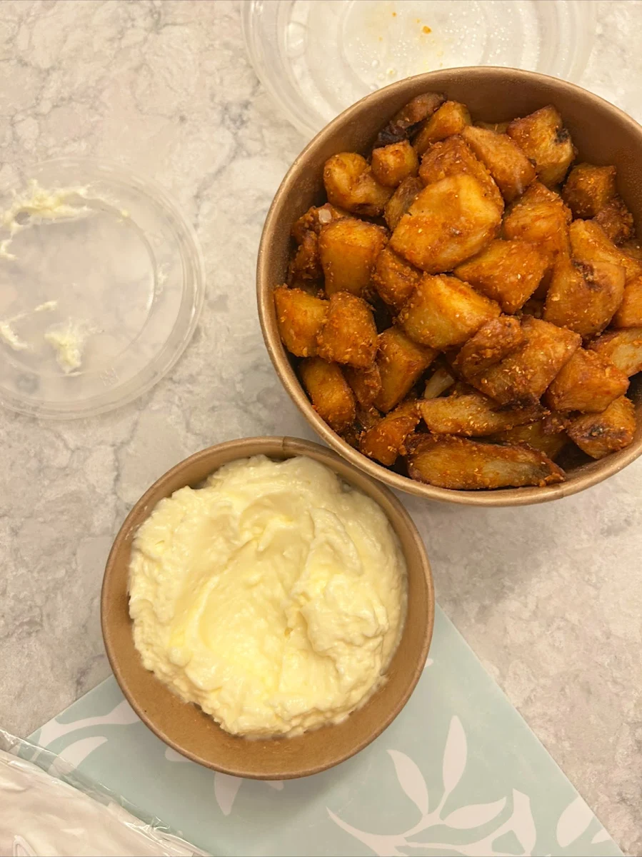 Potatos with Garlic Sauce