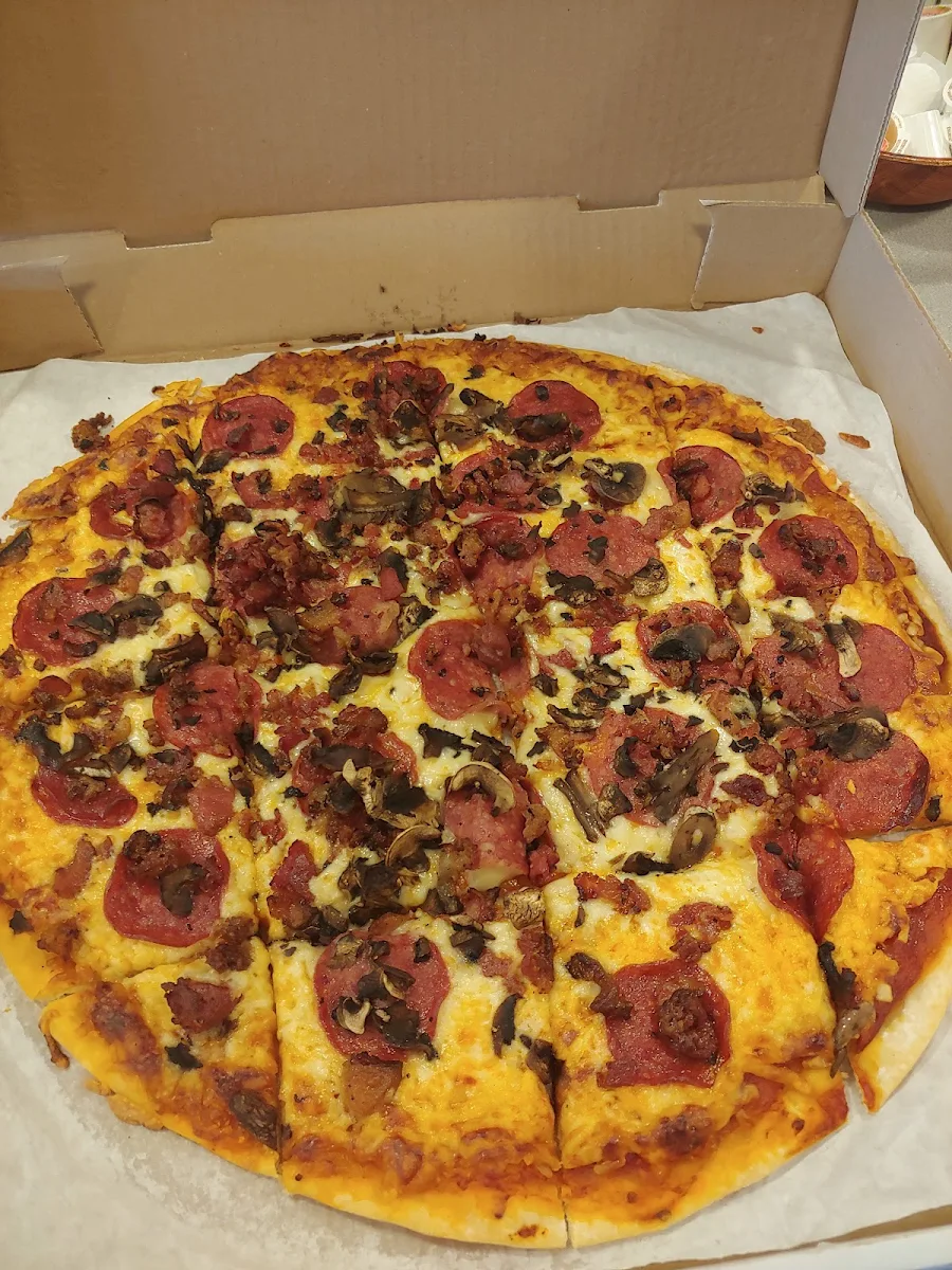 Pepperoni Bacon Mushroom Pizza