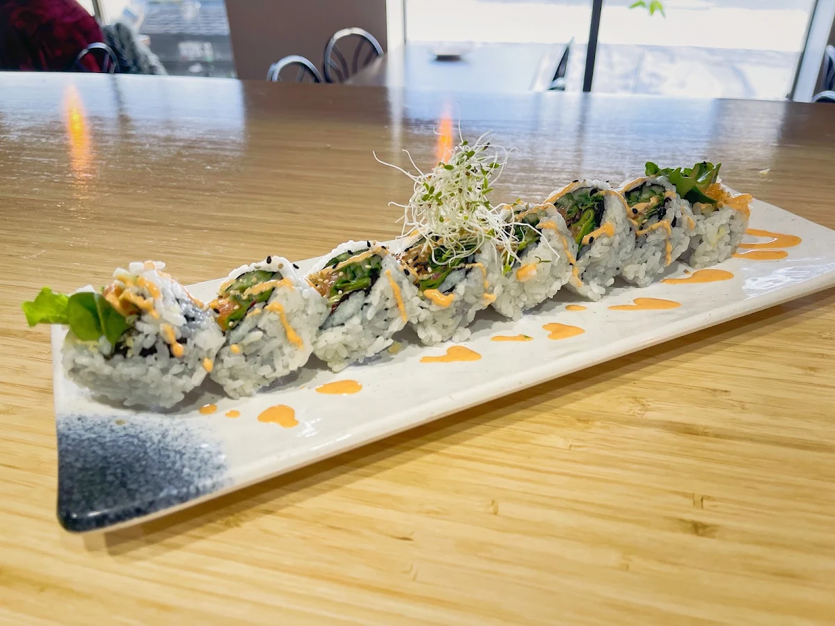 Dynamite Roll, AJI SUSHI Windsor