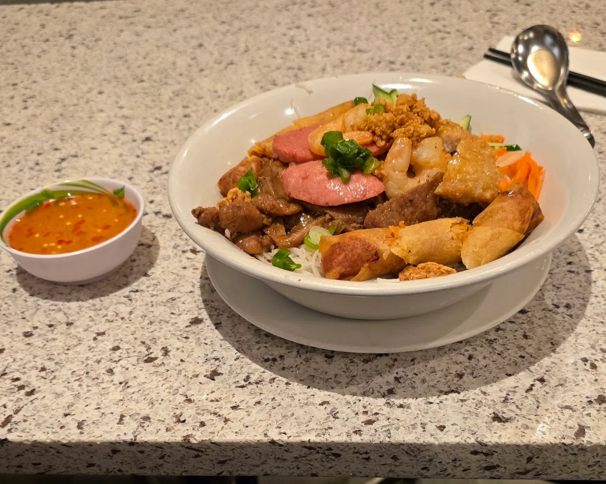 Highlights, Noodle King Vietnamese Restaurant